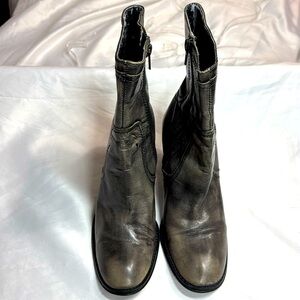 - Women’s Nine West ankle boots, 7